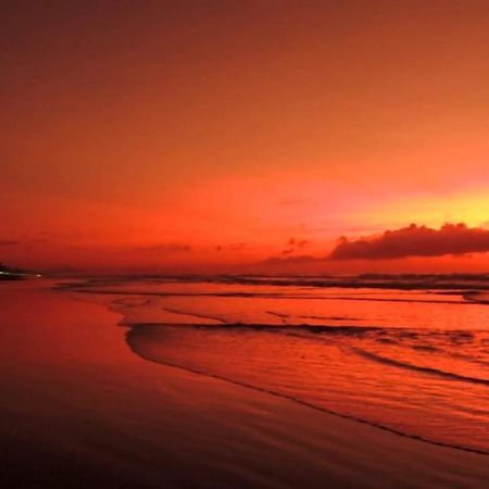 Apartamento Temporada Pe Na Areia Mongaguá エクステリア 写真